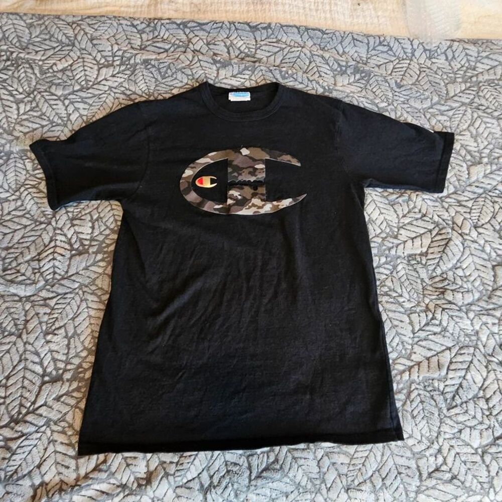 VTG Champion Camo Logo Men's Crew Neck T-Shirt Size: Medium Black